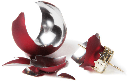 Holiday Decorating.Net Broken Ornaments